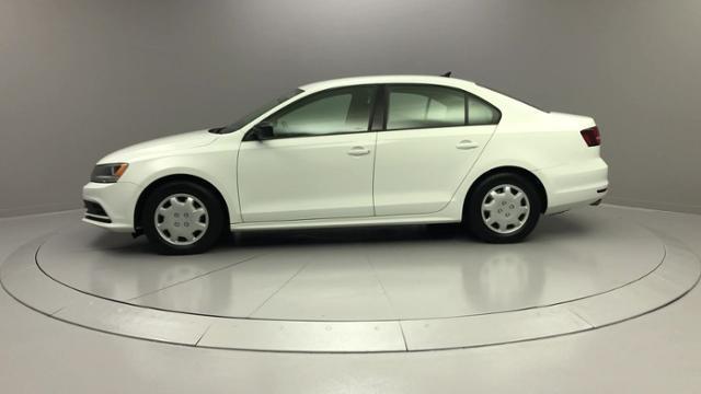 2016 Volkswagen Jetta 4dr Auto 1.4T S w/Technology, available for sale in Naugatuck, Connecticut | J&M Automotive Sls&Svc LLC. Naugatuck, Connecticut 2016 Volkswagen Jetta 4dr Auto 1.4T S w/Technology, available for sale in Naugatuck, Connecticut | J&M Automotive Sls&Svc LLC. Naugatuck, Connecticut