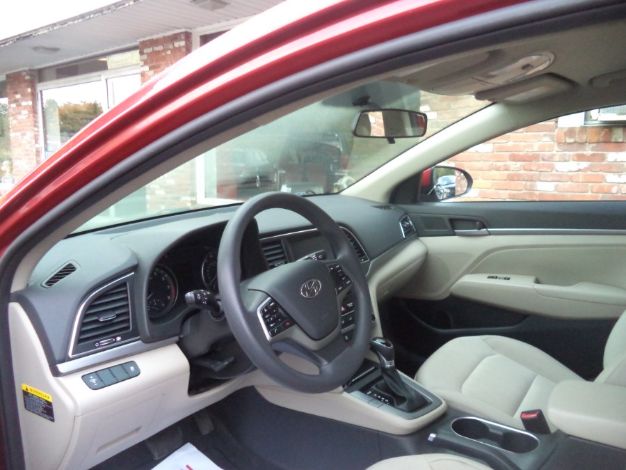 Used Hyundai Elantra Limited 2.0L Auto (Alabama) *Ltd Avail* 2017 | Riverside Motorcars, LLC. Naugatuck, Connecticut Used Hyundai Elantra Limited 2.0L Auto (Alabama) *Ltd Avail* 2017 | Riverside Motorcars, LLC. Naugatuck, Connecticut