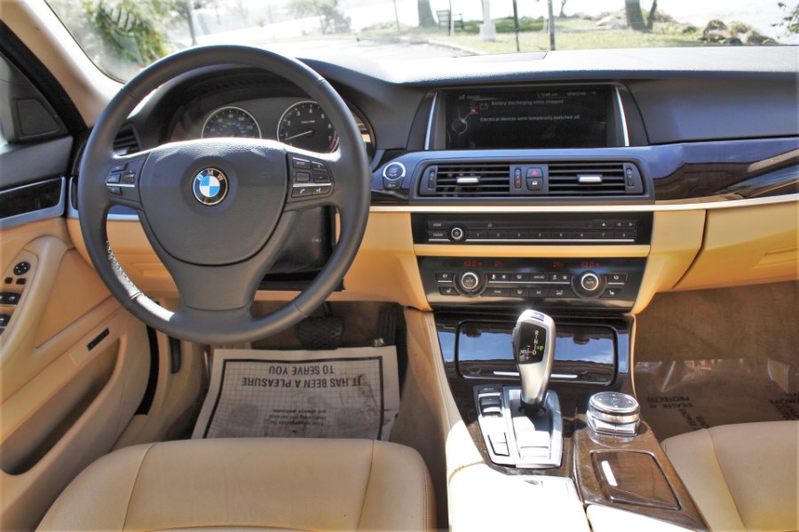 2014 BMW 5 Series 4dr Sdn 535i xDrive AWD, available for sale in Great Neck, New York | Great Neck Car Buyers & Sellers. Great Neck, New York 2014 BMW 5 Series 4dr Sdn 535i xDrive AWD, available for sale in Great Neck, New York | Great Neck Car Buyers & Sellers. Great Neck, New York