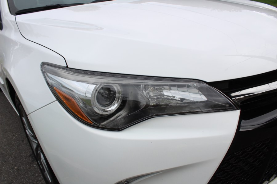 Used Toyota Camry 4dr Sdn I4 Auto SE 2016 | Great Neck Car Buyers & Sellers. Great Neck, New York Used Toyota Camry 4dr Sdn I4 Auto SE 2016 | Great Neck Car Buyers & Sellers. Great Neck, New York