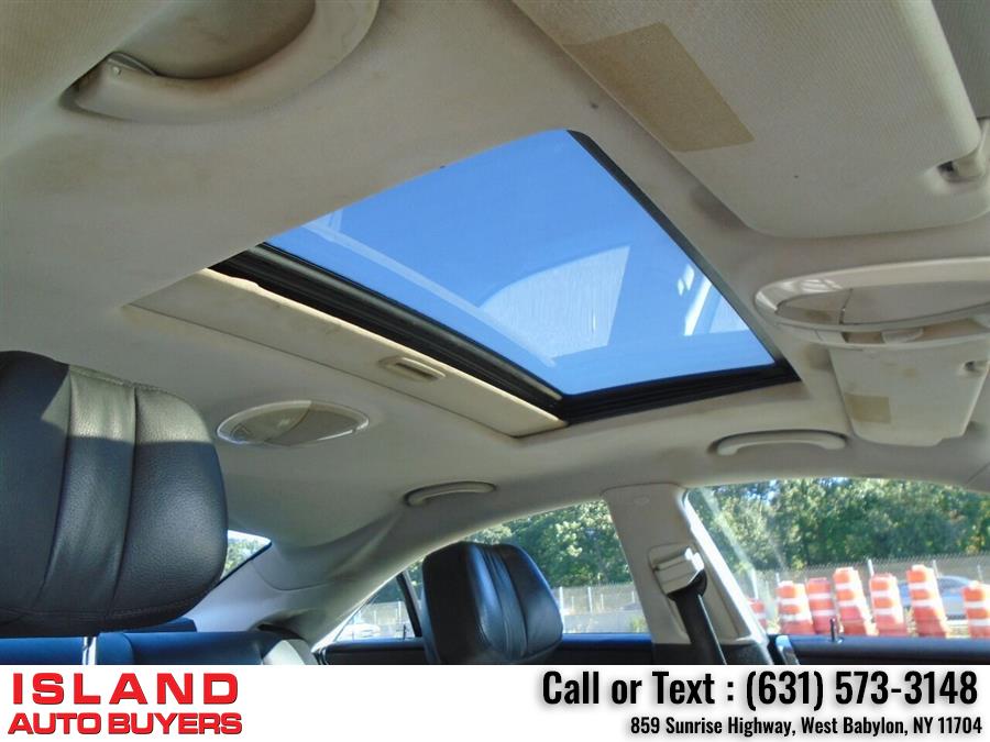 Used Mercedes-benz Cls CLS 550 4dr Sedan 2007 | Island Auto Buyers. West Babylon, New York Used Mercedes-benz Cls CLS 550 4dr Sedan 2007 | Island Auto Buyers. West Babylon, New York