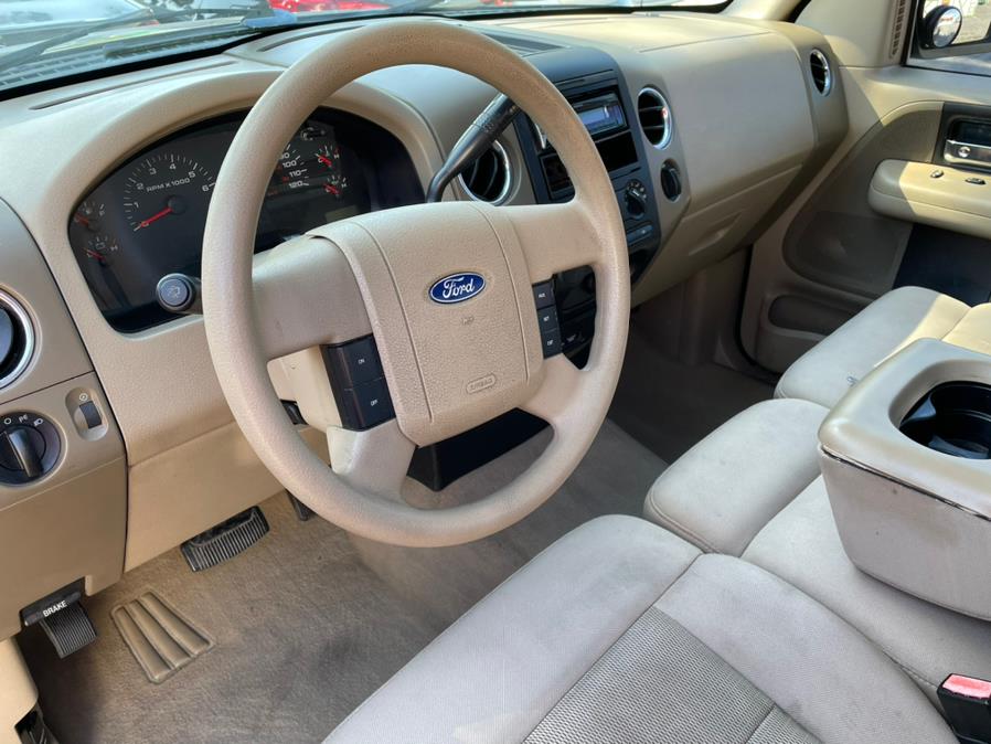 Used Ford F-150 Reg Cab 126" XLT 2004 | Green Light Auto. Corona, California Used Ford F-150 Reg Cab 126" XLT 2004 | Green Light Auto. Corona, California