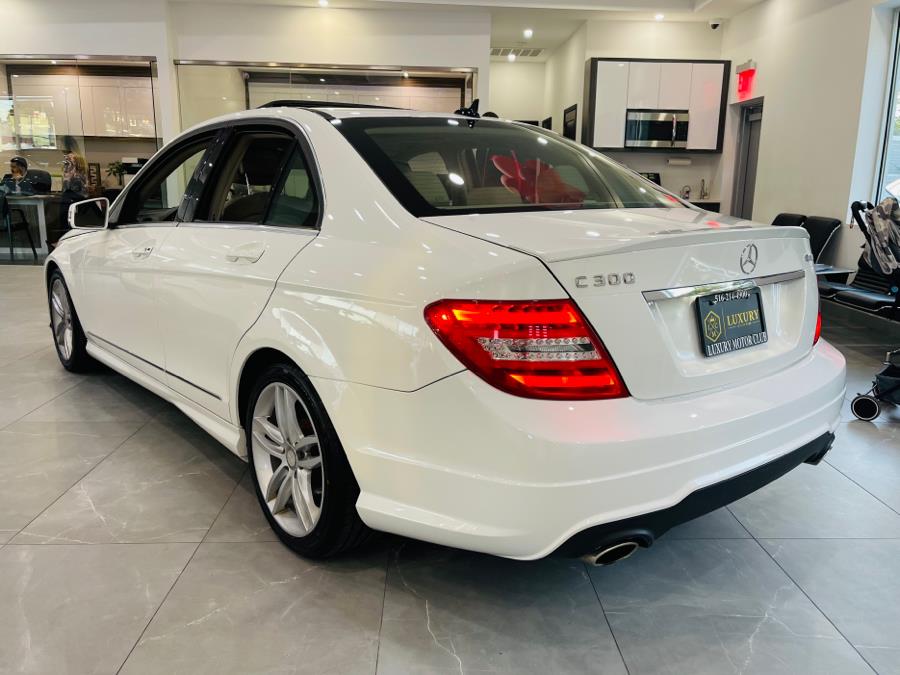 Used Mercedes-Benz C-Class 4dr Sdn C300 Sport 4MATIC 2013 | Luxury Motor Club. Franklin Square, New York Used Mercedes-Benz C-Class 4dr Sdn C300 Sport 4MATIC 2013 | Luxury Motor Club. Franklin Square, New York