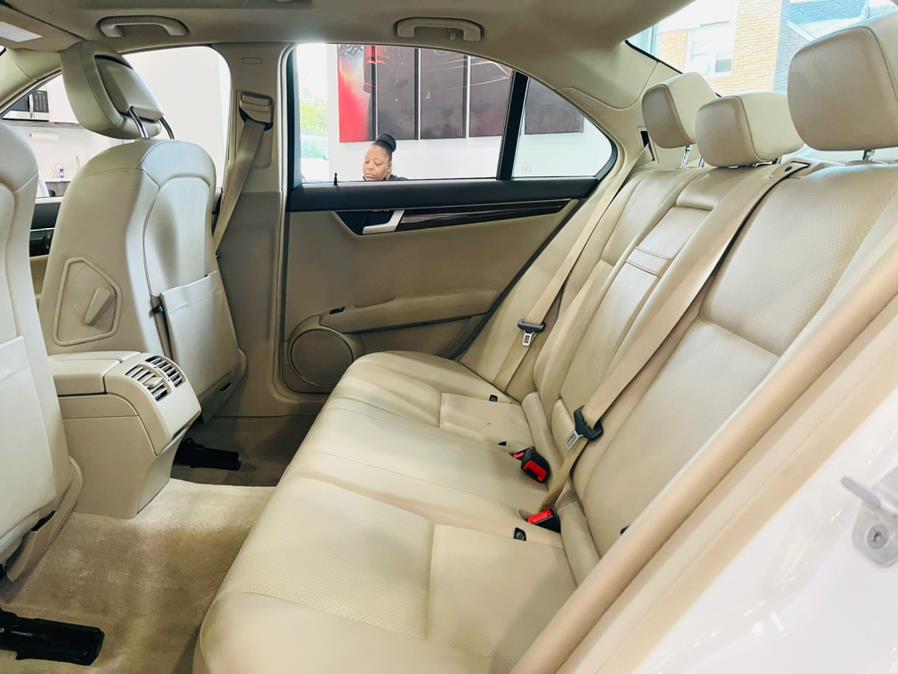 Used Mercedes-Benz C-Class 4dr Sdn C300 Sport 4MATIC 2013 | Luxury Motor Club. Franklin Square, New York Used Mercedes-Benz C-Class 4dr Sdn C300 Sport 4MATIC 2013 | Luxury Motor Club. Franklin Square, New York