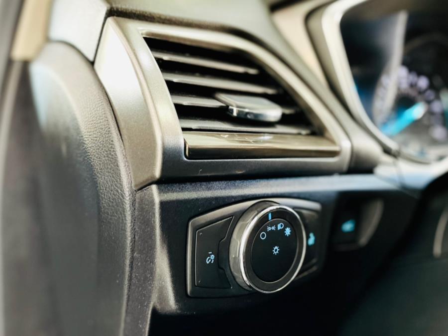 Used Ford Fusion Hybrid SEL 2019 | Luxury Motor Club. Franklin Square, New York Used Ford Fusion Hybrid SEL 2019 | Luxury Motor Club. Franklin Square, New York