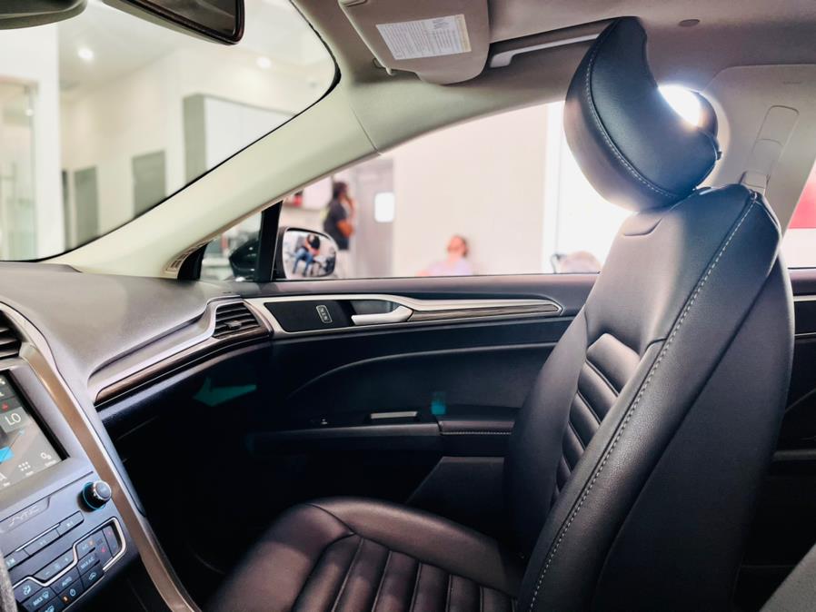 Used Ford Fusion Hybrid SEL 2019 | Luxury Motor Club. Franklin Square, New York Used Ford Fusion Hybrid SEL 2019 | Luxury Motor Club. Franklin Square, New York