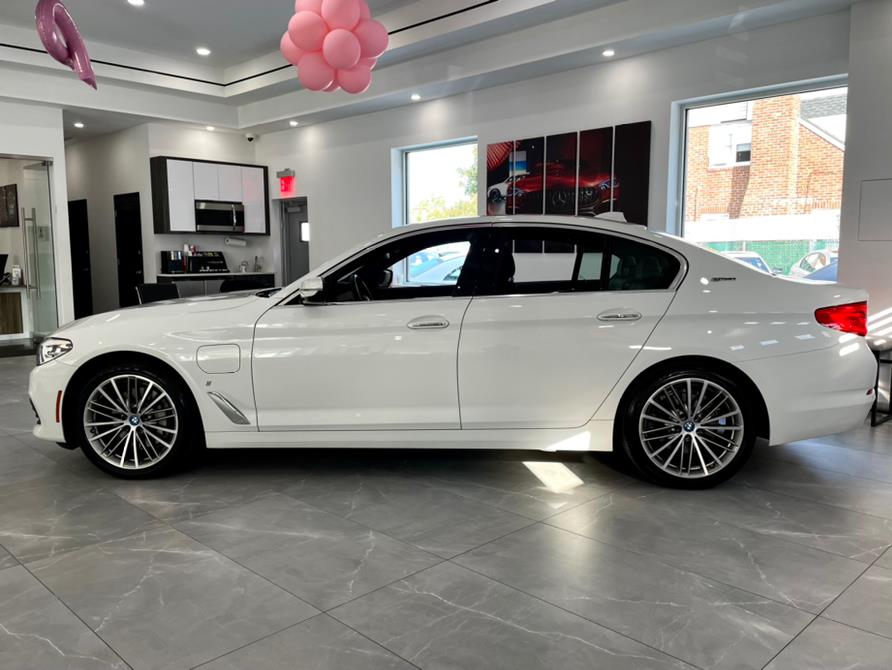 Used BMW 5 Series 530e xDrive iPerformance Plug-In Hybrid 2018 | Luxury Motor Club. Franklin Square, New York Used BMW 5 Series 530e xDrive iPerformance Plug-In Hybrid 2018 | Luxury Motor Club. Franklin Square, New York
