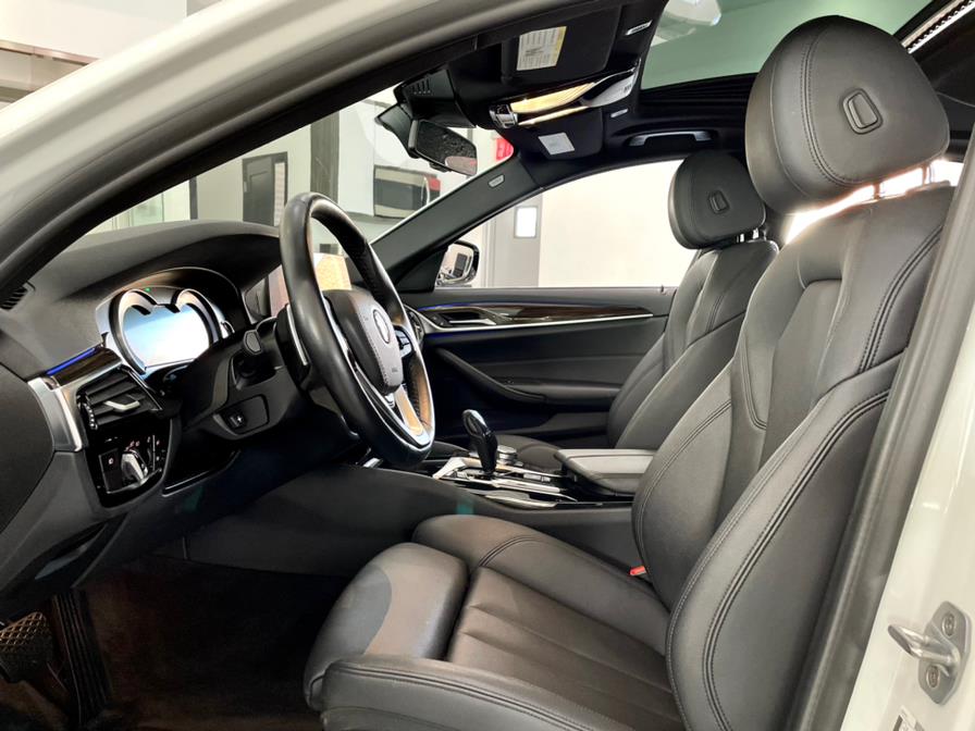 Used BMW 5 Series 530e xDrive iPerformance Plug-In Hybrid 2018 | Luxury Motor Club. Franklin Square, New York Used BMW 5 Series 530e xDrive iPerformance Plug-In Hybrid 2018 | Luxury Motor Club. Franklin Square, New York