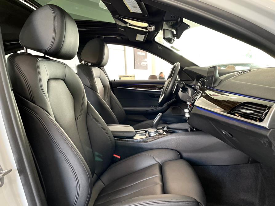 Used BMW 5 Series 530e xDrive iPerformance Plug-In Hybrid 2018 | Luxury Motor Club. Franklin Square, New York Used BMW 5 Series 530e xDrive iPerformance Plug-In Hybrid 2018 | Luxury Motor Club. Franklin Square, New York