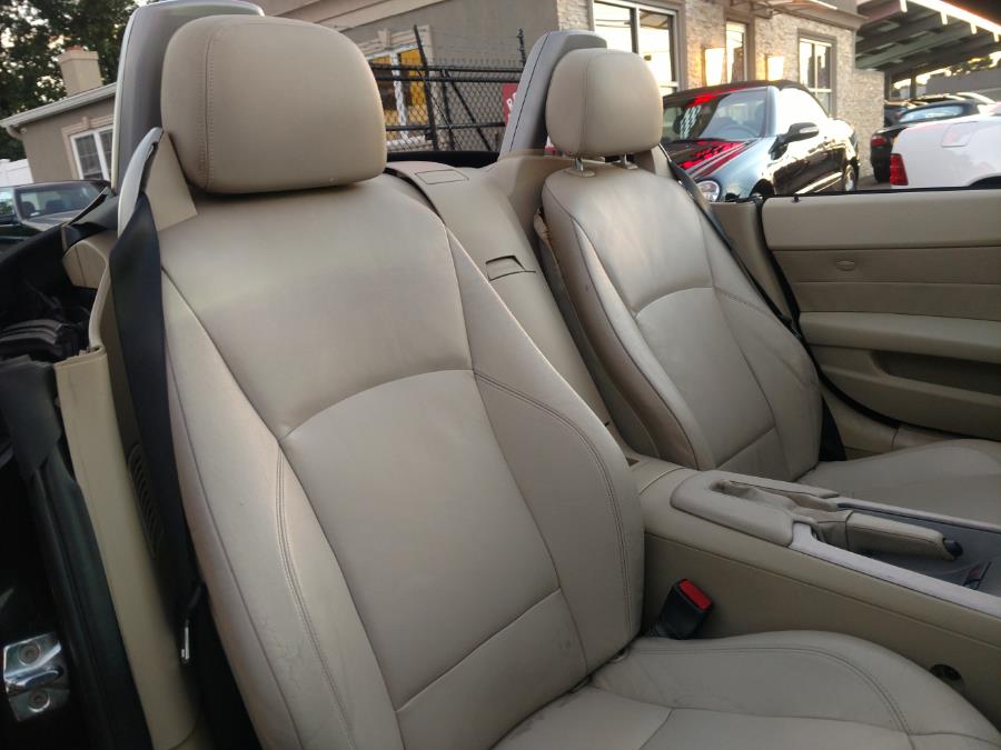 2003 BMW Z4 Z4 2dr Roadster 2.5i, available for sale in Wantagh, New York | Alpine Motors Inc. Wantagh, New York 2003 BMW Z4 Z4 2dr Roadster 2.5i, available for sale in Wantagh, New York | Alpine Motors Inc. Wantagh, New York