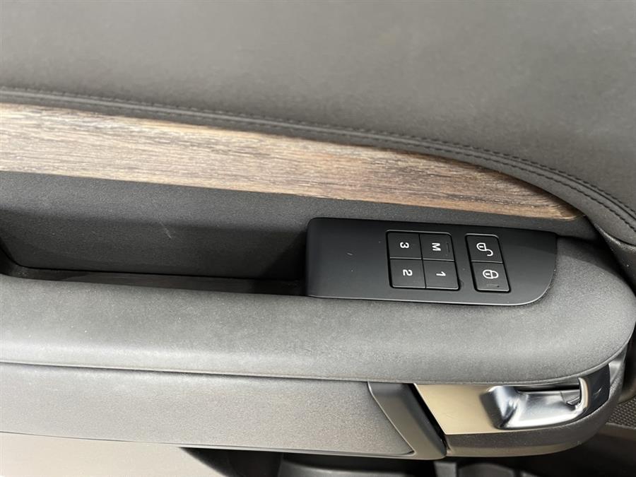 Used Land Rover Discovery HSE AWD 4dr SUV 2017 | Elite Imports LLC. West Chester, Ohio Used Land Rover Discovery HSE AWD 4dr SUV 2017 | Elite Imports LLC. West Chester, Ohio