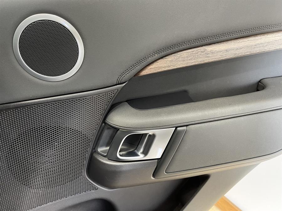 Used Land Rover Discovery HSE AWD 4dr SUV 2017 | Elite Imports LLC. West Chester, Ohio Used Land Rover Discovery HSE AWD 4dr SUV 2017 | Elite Imports LLC. West Chester, Ohio