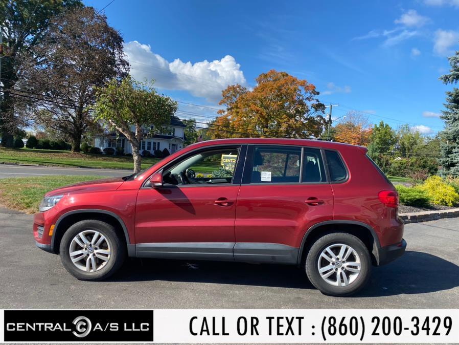 2013 Volkswagen Tiguan 4WD 4dr Auto S, available for sale in East Windsor, Connecticut | Central A/S LLC. East Windsor, Connecticut 2013 Volkswagen Tiguan 4WD 4dr Auto S, available for sale in East Windsor, Connecticut | Central A/S LLC. East Windsor, Connecticut