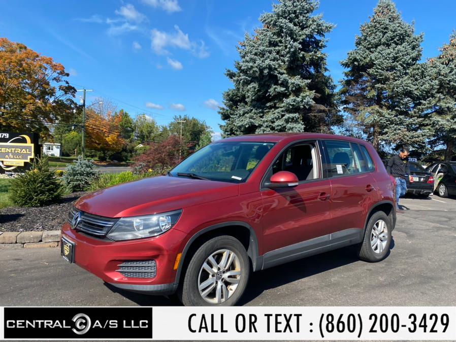 2013 Volkswagen Tiguan 4WD 4dr Auto S, available for sale in East Windsor, Connecticut | Central A/S LLC. East Windsor, Connecticut 2013 Volkswagen Tiguan 4WD 4dr Auto S, available for sale in East Windsor, Connecticut | Central A/S LLC. East Windsor, Connecticut