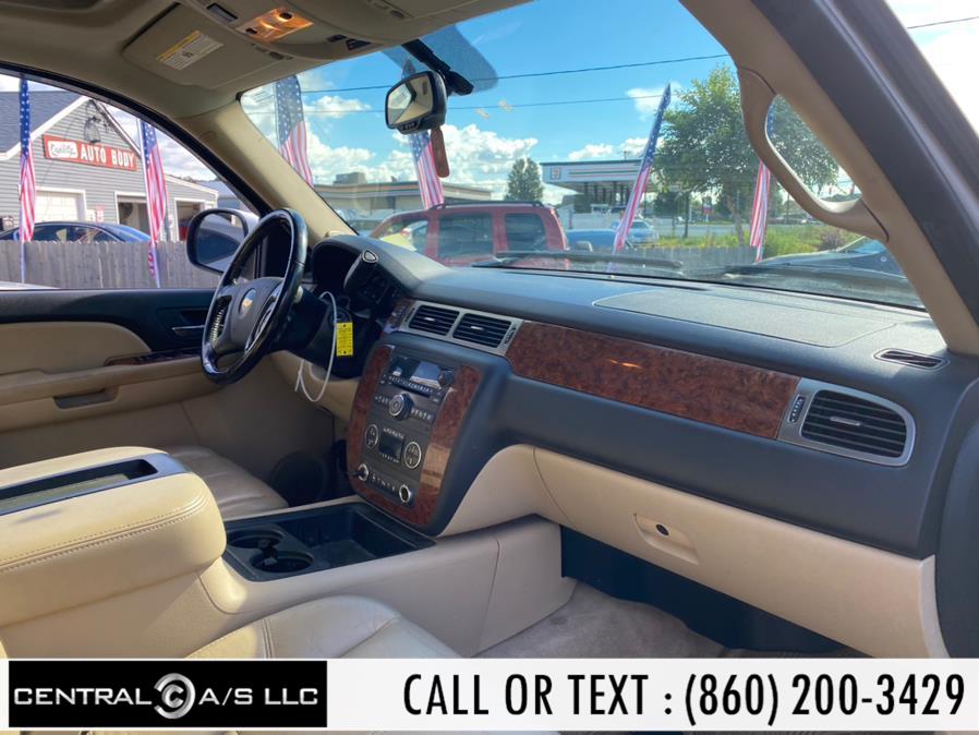 Used Chevrolet Suburban 4WD 4dr 1500 LTZ 2007 | Central A/S LLC. East Windsor, Connecticut Used Chevrolet Suburban 4WD 4dr 1500 LTZ 2007 | Central A/S LLC. East Windsor, Connecticut