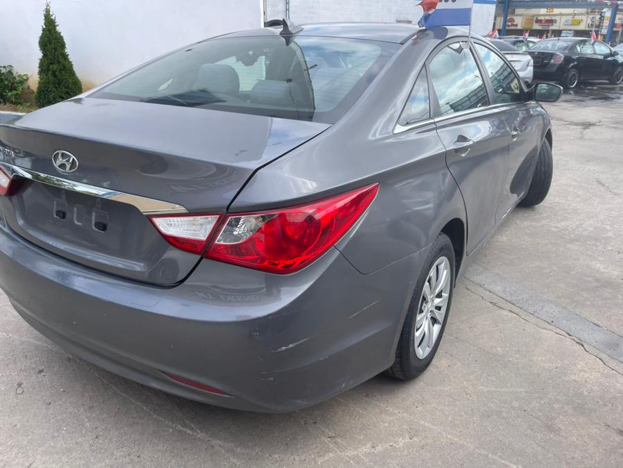 Used Hyundai Sonata 4dr Sdn 2.4L Auto GLS PZEV *Ltd Avail* 2011 | Brooklyn Auto Mall LLC. Brooklyn, New York Used Hyundai Sonata 4dr Sdn 2.4L Auto GLS PZEV *Ltd Avail* 2011 | Brooklyn Auto Mall LLC. Brooklyn, New York