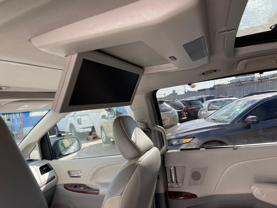 Used Toyota Sienna 5dr 7-Pass Van V6 Ltd AWD (Natl) 2013 | Brooklyn Auto Mall LLC. Brooklyn, New York Used Toyota Sienna 5dr 7-Pass Van V6 Ltd AWD (Natl) 2013 | Brooklyn Auto Mall LLC. Brooklyn, New York