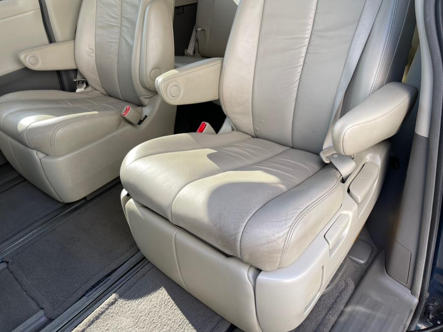 Used Toyota Sienna 5dr 7-Pass Van V6 Ltd AWD 2011 | Brooklyn Auto Mall LLC. Brooklyn, New York Used Toyota Sienna 5dr 7-Pass Van V6 Ltd AWD 2011 | Brooklyn Auto Mall LLC. Brooklyn, New York
