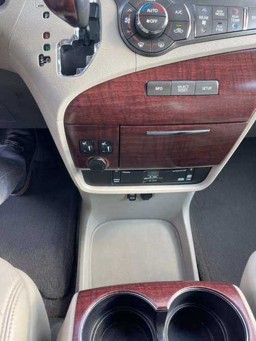 Used Toyota Sienna 5dr 7-Pass Van V6 Ltd AWD 2011 | Brooklyn Auto Mall LLC. Brooklyn, New York Used Toyota Sienna 5dr 7-Pass Van V6 Ltd AWD 2011 | Brooklyn Auto Mall LLC. Brooklyn, New York