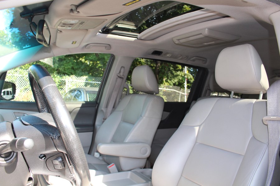 2011 Honda Odyssey EX-L 5dr EX-L, available for sale in Paterson, New Jersey | Xcell Motors LLC. Paterson, New Jersey 2011 Honda Odyssey EX-L 5dr EX-L, available for sale in Paterson, New Jersey | Xcell Motors LLC. Paterson, New Jersey