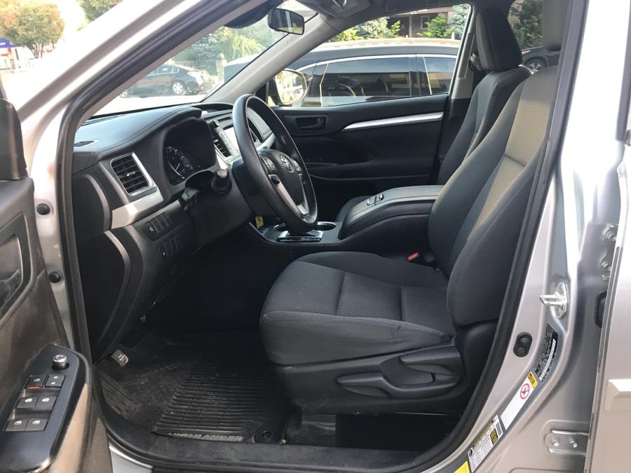 Used Toyota Highlander LE AWD 2018 | Top Speed Motors LLC. Jamaica, New York Used Toyota Highlander LE AWD 2018 | Top Speed Motors LLC. Jamaica, New York