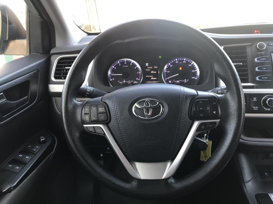 Used Toyota Highlander LE AWD 2018 | Top Speed Motors LLC. Jamaica, New York Used Toyota Highlander LE AWD 2018 | Top Speed Motors LLC. Jamaica, New York