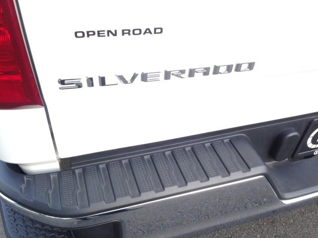 Used Chevrolet Silverado 1500 LT 4WD w/ rearCam 2020 | Car Revolution. Maple Shade, New Jersey Used Chevrolet Silverado 1500 LT 4WD w/ rearCam 2020 | Car Revolution. Maple Shade, New Jersey