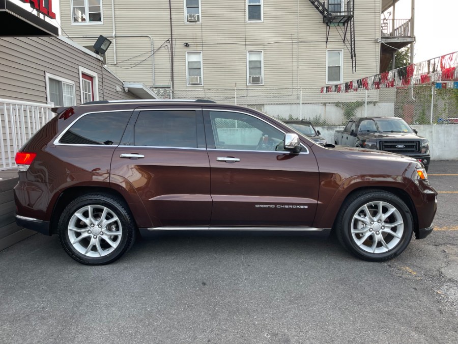 2014 Jeep Grand Cherokee 4WD 4dr Summit, available for sale in Paterson, New Jersey | DZ Automall. Paterson, New Jersey 2014 Jeep Grand Cherokee 4WD 4dr Summit, available for sale in Paterson, New Jersey | DZ Automall. Paterson, New Jersey