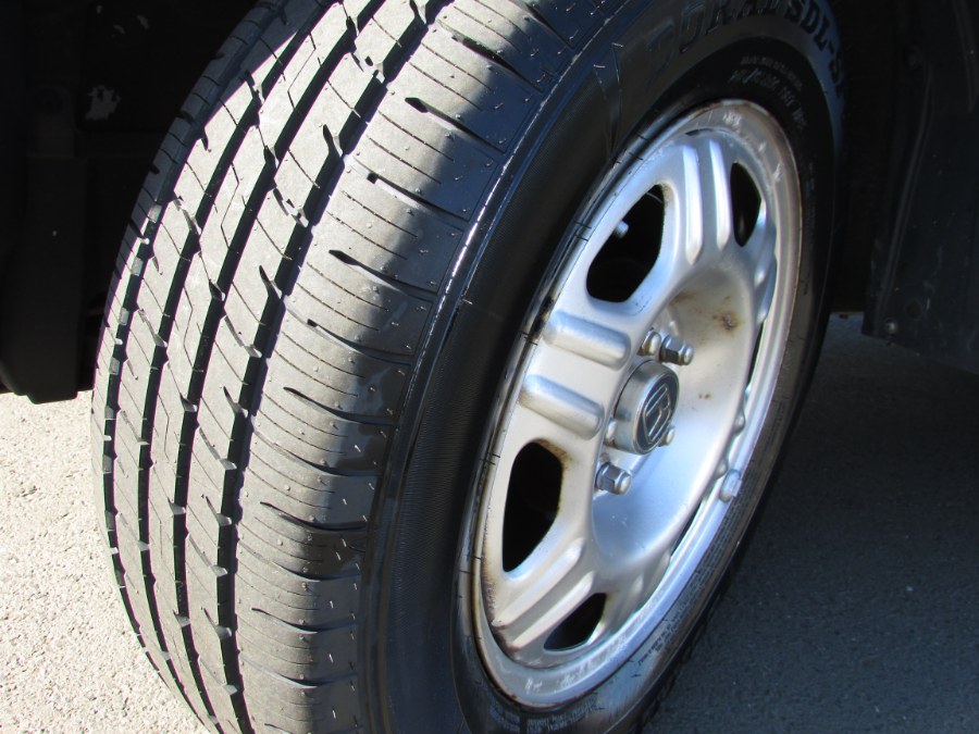 Used Honda CR-V 2WD LX AT 2005 | United Auto Sales of E Windsor, Inc. East Windsor, Connecticut Used Honda CR-V 2WD LX AT 2005 | United Auto Sales of E Windsor, Inc. East Windsor, Connecticut