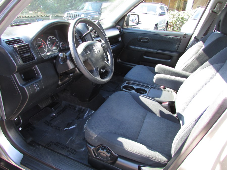 Used Honda CR-V 2WD LX AT 2005 | United Auto Sales of E Windsor, Inc. East Windsor, Connecticut Used Honda CR-V 2WD LX AT 2005 | United Auto Sales of E Windsor, Inc. East Windsor, Connecticut