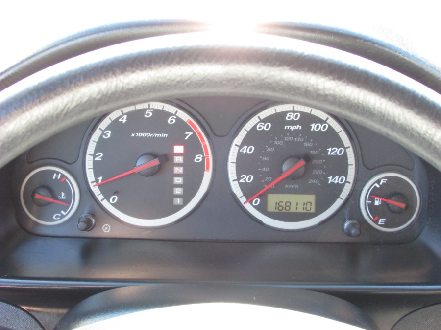 Used Honda CR-V 2WD LX AT 2005 | United Auto Sales of E Windsor, Inc. East Windsor, Connecticut Used Honda CR-V 2WD LX AT 2005 | United Auto Sales of E Windsor, Inc. East Windsor, Connecticut