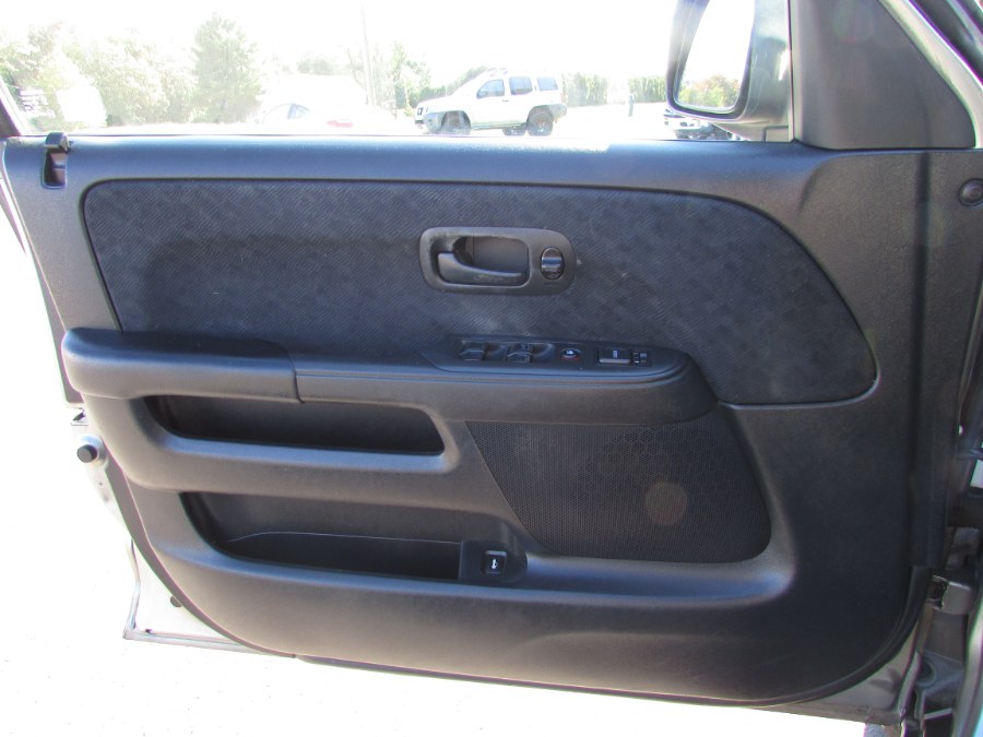 Used Honda CR-V 2WD LX AT 2005 | United Auto Sales of E Windsor, Inc. East Windsor, Connecticut Used Honda CR-V 2WD LX AT 2005 | United Auto Sales of E Windsor, Inc. East Windsor, Connecticut