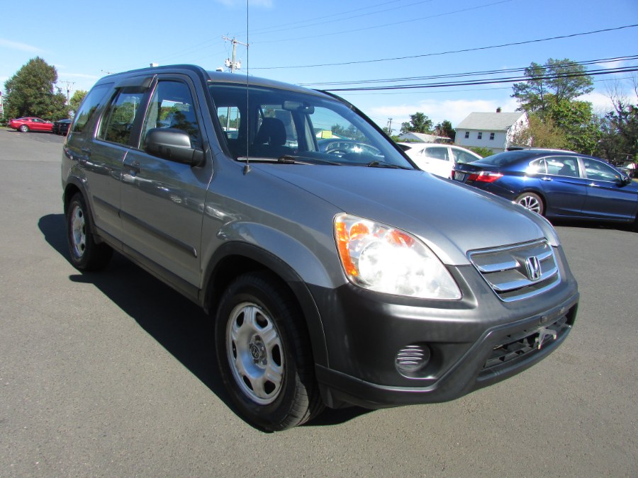Used Honda CR-V 2WD LX AT 2005 | United Auto Sales of E Windsor, Inc. East Windsor, Connecticut Used Honda CR-V 2WD LX AT 2005 | United Auto Sales of E Windsor, Inc. East Windsor, Connecticut