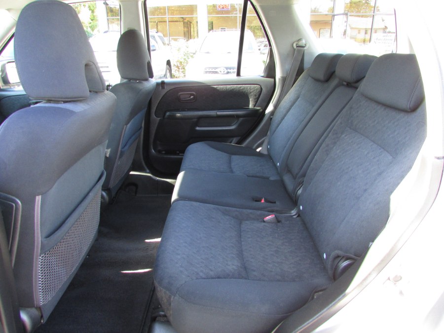 Used Honda CR-V 2WD LX AT 2005 | United Auto Sales of E Windsor, Inc. East Windsor, Connecticut Used Honda CR-V 2WD LX AT 2005 | United Auto Sales of E Windsor, Inc. East Windsor, Connecticut