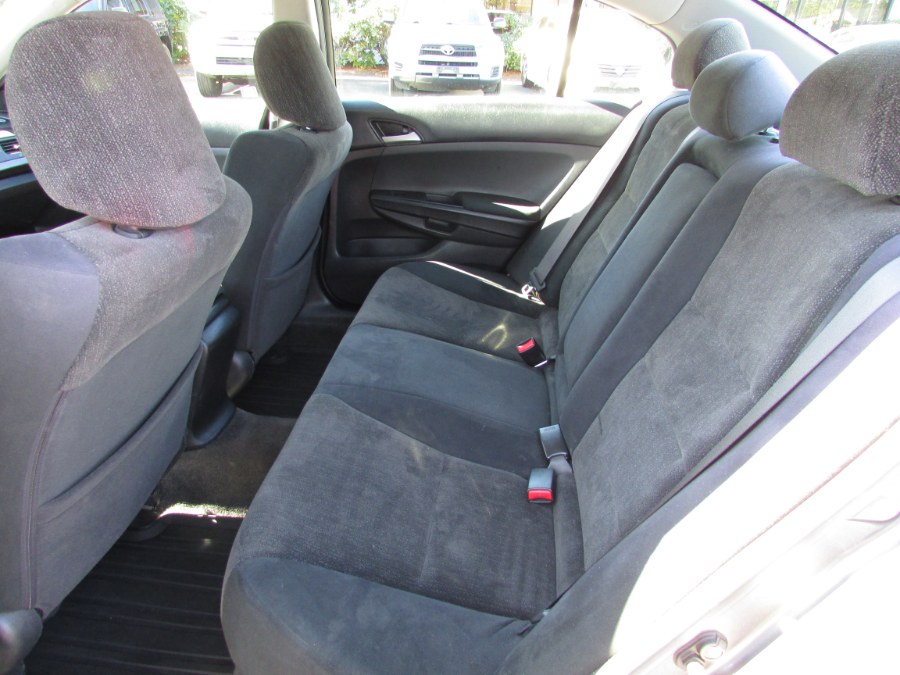 2009 Honda Accord Sdn 4dr I4 Auto LX PZEV, available for sale in East Windsor, Connecticut | United Auto Sales of E Windsor, Inc. East Windsor, Connecticut 2009 Honda Accord Sdn 4dr I4 Auto LX PZEV, available for sale in East Windsor, Connecticut | United Auto Sales of E Windsor, Inc. East Windsor, Connecticut