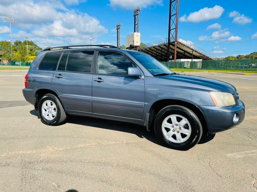 Used Toyota Highlander 4dr V6 2002 | Supreme Automotive. New Britain, Connecticut Used Toyota Highlander 4dr V6 2002 | Supreme Automotive. New Britain, Connecticut