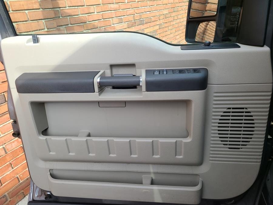 2010 Ford F-350 XLT, available for sale in Waterbury, Connecticut | National Auto Brokers, Inc.. Waterbury, Connecticut 2010 Ford F-350 XLT, available for sale in Waterbury, Connecticut | National Auto Brokers, Inc.. Waterbury, Connecticut