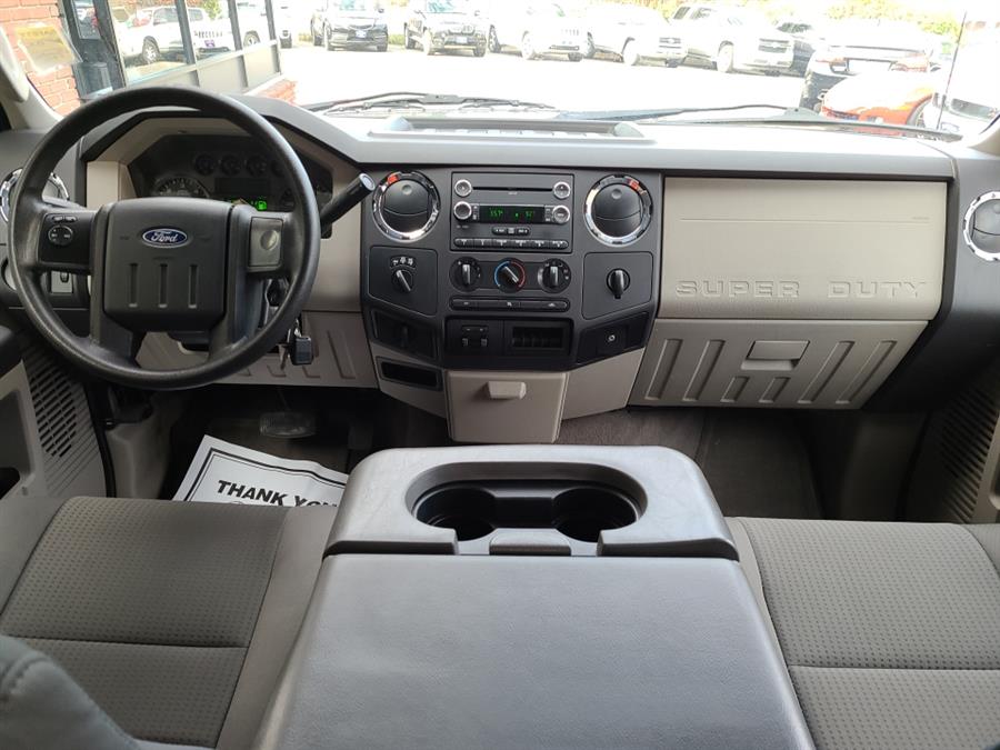 2010 Ford F-350 XLT, available for sale in Waterbury, Connecticut | National Auto Brokers, Inc.. Waterbury, Connecticut 2010 Ford F-350 XLT, available for sale in Waterbury, Connecticut | National Auto Brokers, Inc.. Waterbury, Connecticut