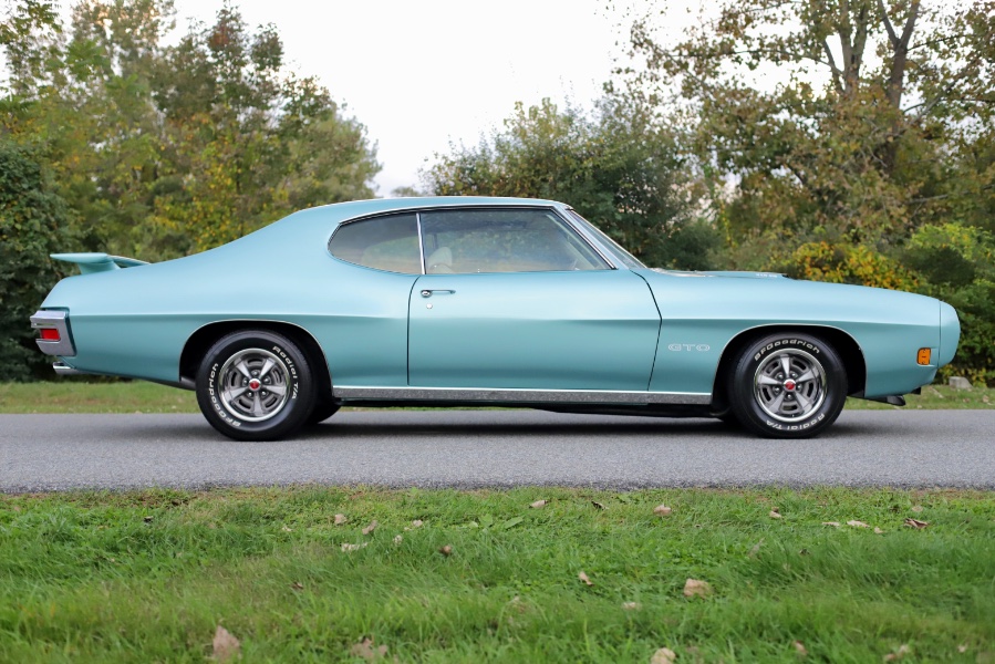 Used Pontiac GTO Ram Air III 1970 | Meccanic Shop North Inc. North Salem, New York Used Pontiac GTO Ram Air III 1970 | Meccanic Shop North Inc. North Salem, New York