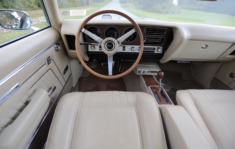 Used Pontiac GTO Ram Air III 1970 | Meccanic Shop North Inc. North Salem, New York Used Pontiac GTO Ram Air III 1970 | Meccanic Shop North Inc. North Salem, New York