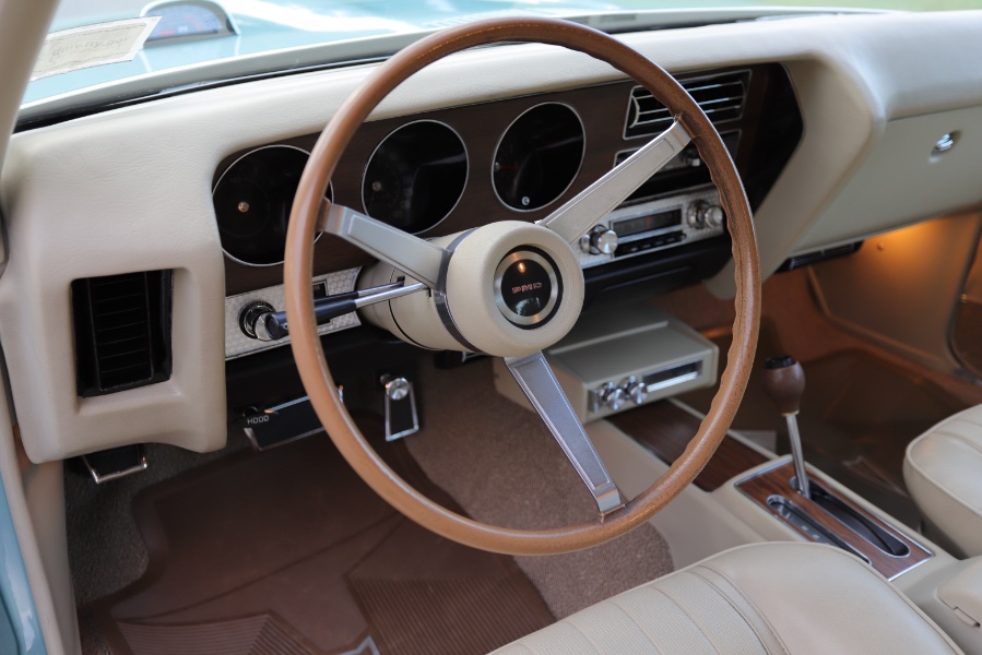 Used Pontiac GTO Ram Air III 1970 | Meccanic Shop North Inc. North Salem, New York Used Pontiac GTO Ram Air III 1970 | Meccanic Shop North Inc. North Salem, New York