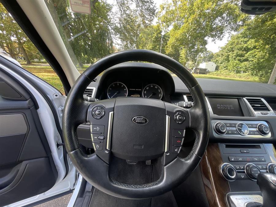 2013 Land Rover Range Rover Sport 4WD 4dr HSE, available for sale in Stratford, Connecticut | Wiz Leasing Inc. Stratford, Connecticut 2013 Land Rover Range Rover Sport 4WD 4dr HSE, available for sale in Stratford, Connecticut | Wiz Leasing Inc. Stratford, Connecticut