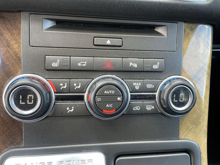 2013 Land Rover Range Rover Sport 4WD 4dr HSE, available for sale in Stratford, Connecticut | Wiz Leasing Inc. Stratford, Connecticut 2013 Land Rover Range Rover Sport 4WD 4dr HSE, available for sale in Stratford, Connecticut | Wiz Leasing Inc. Stratford, Connecticut