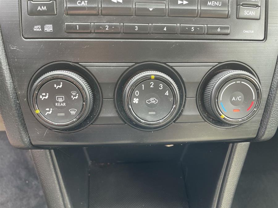 2013 Subaru XV Crosstrek 5dr Man 2.0i Premium, available for sale in Stratford, Connecticut | Wiz Leasing Inc. Stratford, Connecticut 2013 Subaru XV Crosstrek 5dr Man 2.0i Premium, available for sale in Stratford, Connecticut | Wiz Leasing Inc. Stratford, Connecticut