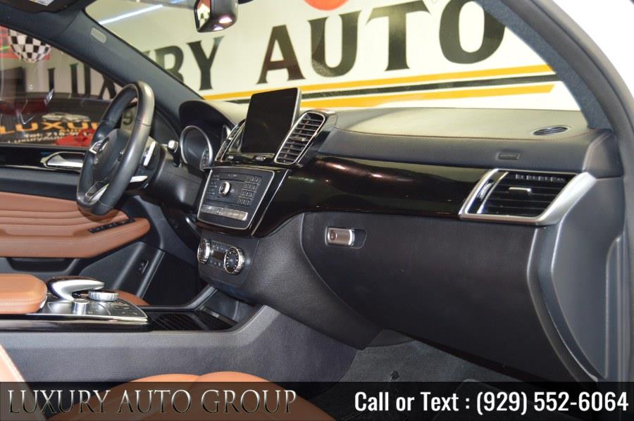 Used Mercedes-Benz GLE 4MATIC 4dr GLE 450 AMG Cpe 2016 | Luxury Auto Group. Bronx, New York Used Mercedes-Benz GLE 4MATIC 4dr GLE 450 AMG Cpe 2016 | Luxury Auto Group. Bronx, New York