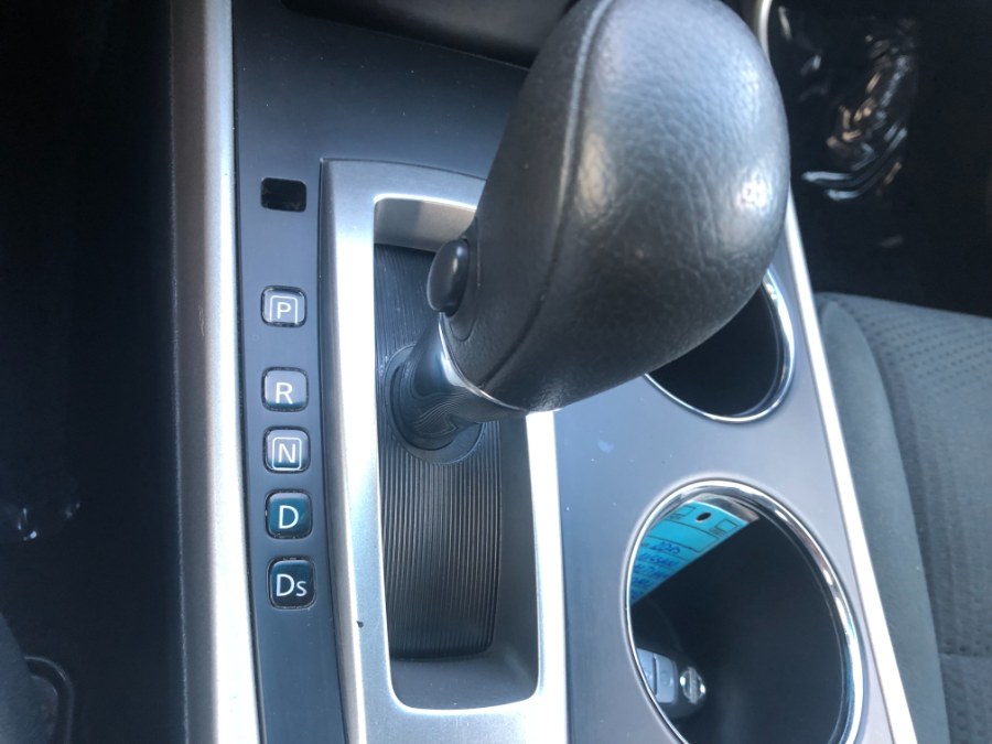 Used Nissan Altima 4dr Sdn I4 2.5 S 2015 | Bristol Auto Center LLC. Bristol, Connecticut Used Nissan Altima 4dr Sdn I4 2.5 S 2015 | Bristol Auto Center LLC. Bristol, Connecticut
