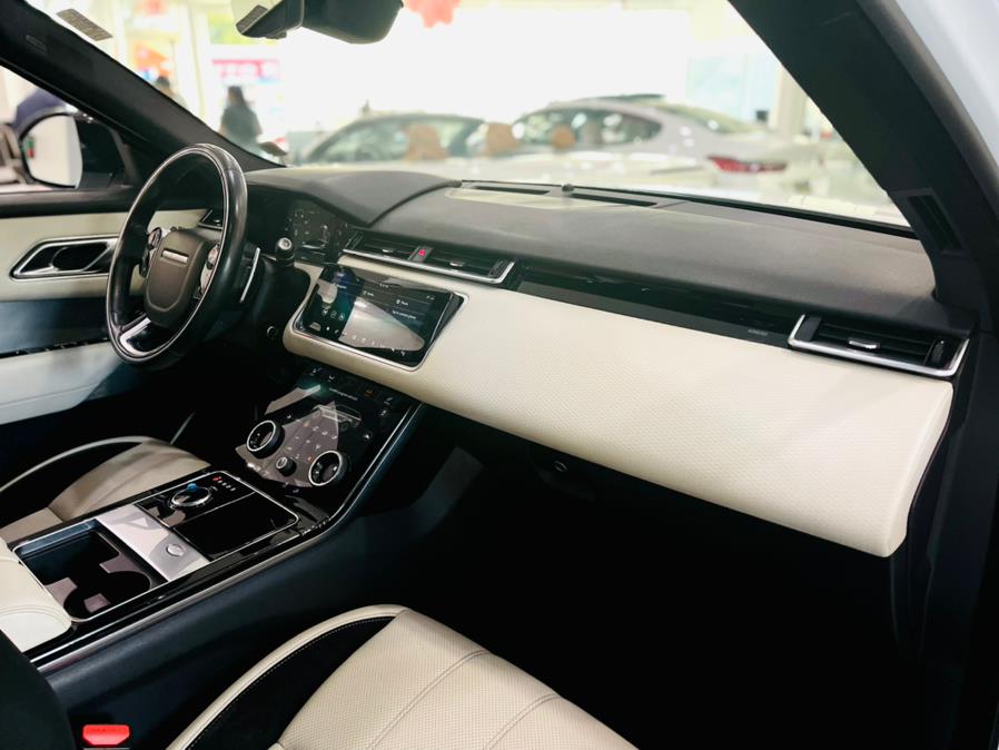 Used Land Rover Range Rover Velar P250 R-Dynamic SE 2019 | Luxury Motor Club. Franklin Square, New York Used Land Rover Range Rover Velar P250 R-Dynamic SE 2019 | Luxury Motor Club. Franklin Square, New York
