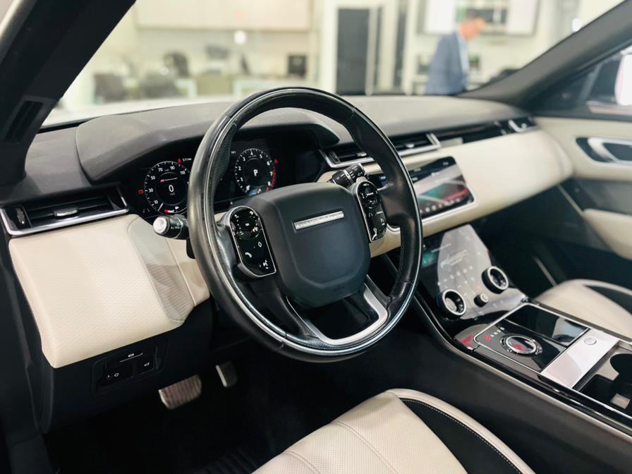 Used Land Rover Range Rover Velar P250 R-Dynamic SE 2019 | Luxury Motor Club. Franklin Square, New York Used Land Rover Range Rover Velar P250 R-Dynamic SE 2019 | Luxury Motor Club. Franklin Square, New York