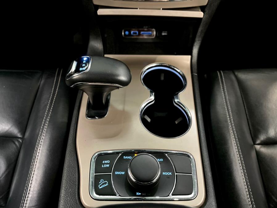 Used Jeep Grand Cherokee 4WD 4dr Limited 2014 | Luxury Motor Club. Franklin Square, New York Used Jeep Grand Cherokee 4WD 4dr Limited 2014 | Luxury Motor Club. Franklin Square, New York