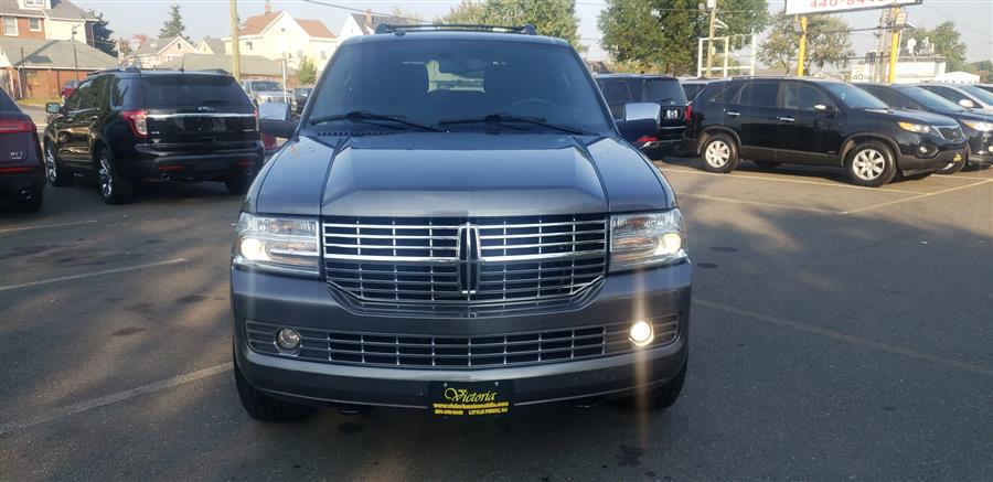 2013 Lincoln Navigator 4WD 4dr, available for sale in Little Ferry, New Jersey | Victoria Preowned Autos Inc. Little Ferry, New Jersey